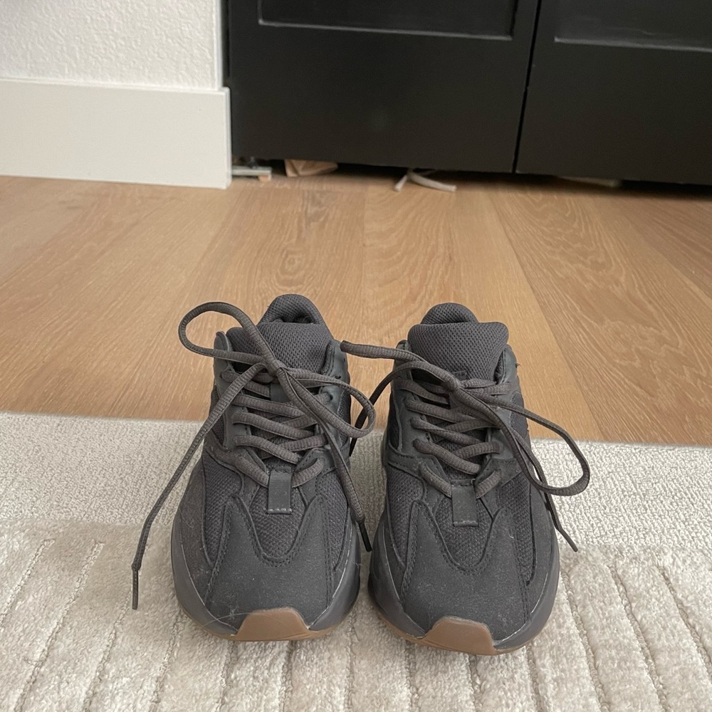 YEEZY Boost 700 Utility Black